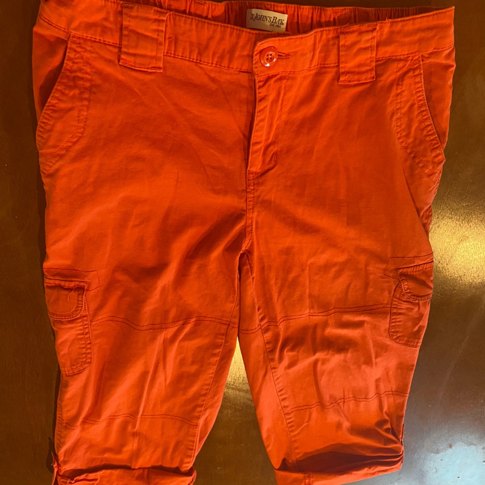 ST JOHNS BAY CARGO CAPRIS